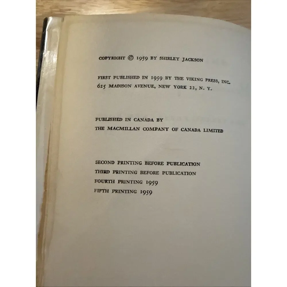 The haunting of hill house - Shirley Jackson 1st Edition 5th printing